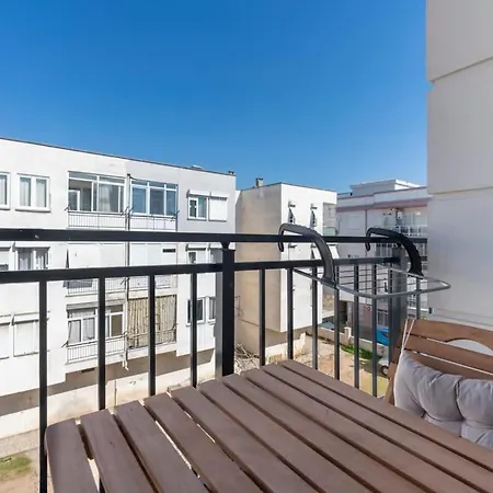 Spacious 2br Flat Near Old Town & Mall Tatil Evi *