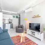 Stylish 2Br Elissa Apartment In City Center * אנטליה