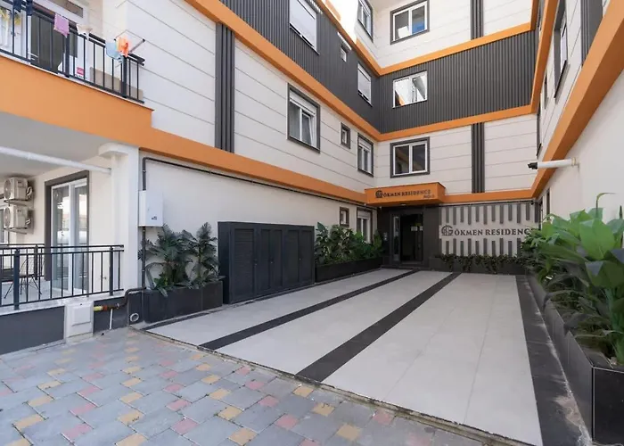 Stylish 2Br In City Center & Elissa
