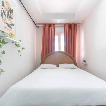 Hébergement de vacances Spacious 2br Flat Near Old Town & Mall